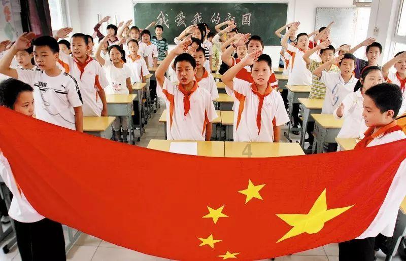 没有史实，活在传说中的三皇五帝，是如何成为中华之祖的？